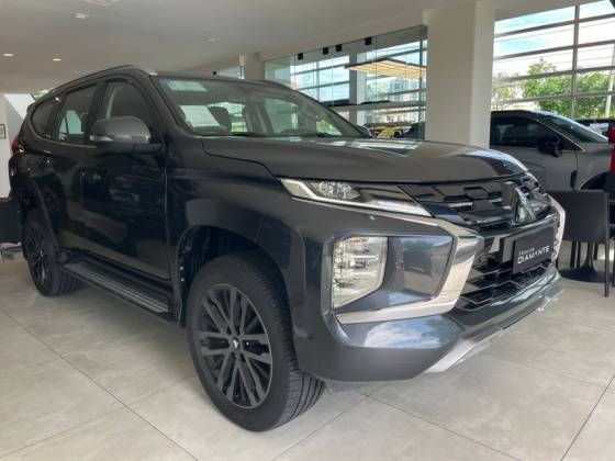 MITSUBISHI PAJERO SPORT 2.4 16V MIVEC TURBO DIESEL LEGEND AWD AUTOMÁTICO MITSUBISHI PAJERO SPORT 2.4 16V MIVEC TURBO DIESEL LEGEND AWD AUTOMÁTICO